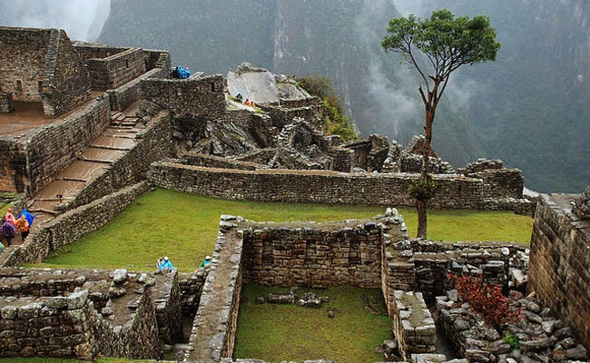 Machu Picchu - Peru Machu Picchu - Peru